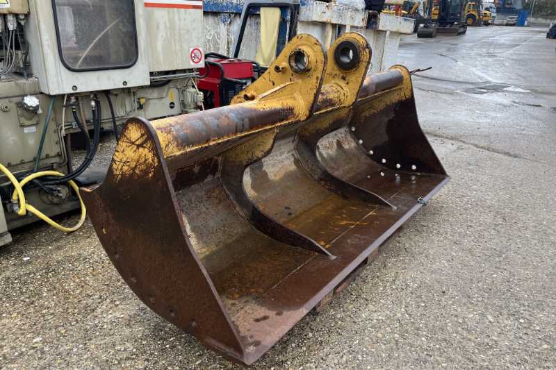 OmecoHub - Immagine CATERPILLAR 325C